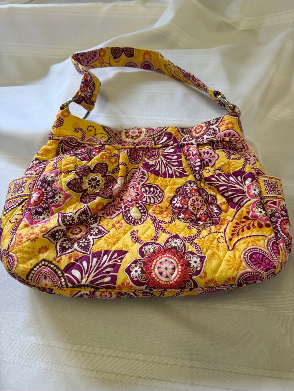 Vera Bradley - BALI GOLD RETIRED Quilted Shoulder Bag